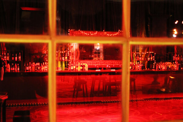 BIG SKY Night Cloak Room